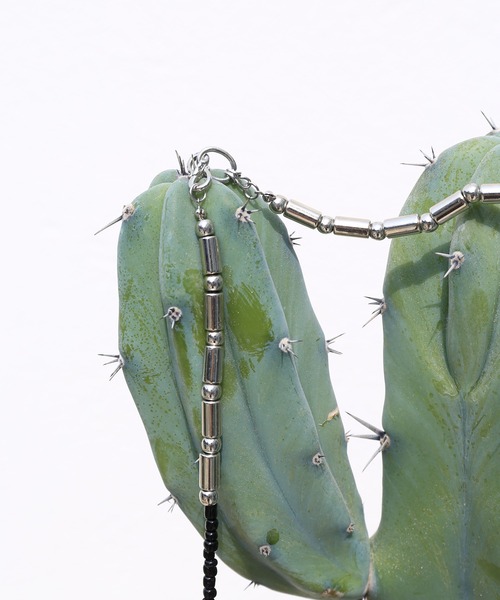 minsobi（ミンソビ）の「ビーズネックレス（ネックレス・メンズ・ブラック・FREE）」の2枚目の写真