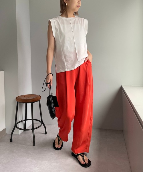 CAPRICIEUX LE'MAGE(カプリシューレマージュ)の「〈新色/レッド〉タックストレートパンツ(その他パンツ・レディース・ピンク/レッド/ベージュ/ブラック・38/36)」の19枚目の写真