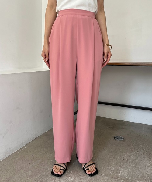 CAPRICIEUX LE'MAGE(カプリシューレマージュ)の「〈新色/レッド〉タックストレートパンツ(その他パンツ・レディース・ピンク/レッド/ベージュ/ブラック・38/36)」の6枚目の写真
