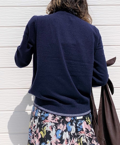 Q（キュー）の「衿フリルハイネックニット（ニット/セーター・レディース・ネイビー/アイボリー・MEDIUM）」の12枚目の写真