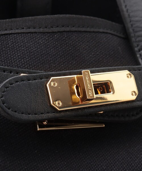 DRESSTERIOR(ドレステリア)の「◆【DRESSTERIOR別注】sita parantica(シータパランティカ) キャンバス×レザーバッグ(ショルダーバッグ・レディース・ブラック・00)」の8枚目の写真