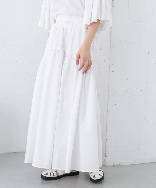 KBF（ケイビーエフ）の「ラウンドギャザーフレアスカート（スカート・レディース・ブラック/オフホワイト/カーキ・ONE）」の5枚目の写真