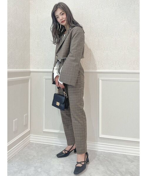 dazzlin（ダズリン）の「ハイウエストタックパンツ（その他パンツ・レディース・ブラック/ダークブラウン/ネイビー/ブラウン・SMALL/MEDIUM）」の8枚目の写真