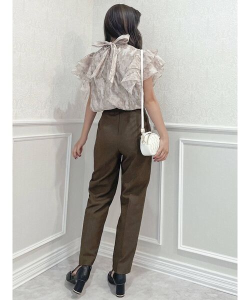 dazzlin（ダズリン）の「ハイウエストタックパンツ（その他パンツ・レディース・ブラック/ダークブラウン/ネイビー/ブラウン・SMALL/MEDIUM）」の15枚目の写真