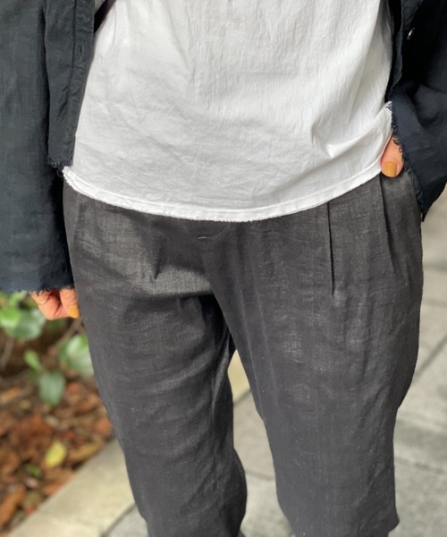 BEARDSLEY（ビアズリー）の「【低身長・背側ゴム・高身長にも3サイズ展開】リネンストレッチスリムタックパンツ（その他パンツ・レディース・ブラック/ベージュ・1/2/0）」の5枚目の写真