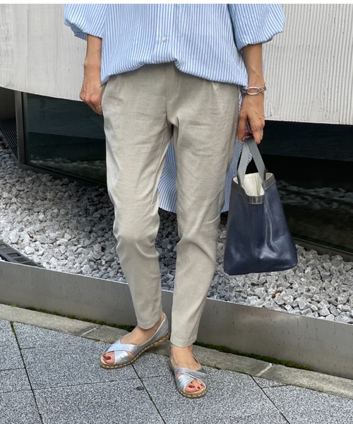 BEARDSLEY（ビアズリー）の「【低身長・背側ゴム・高身長にも3サイズ展開】リネンストレッチスリムタックパンツ（その他パンツ・レディース・ブラック/ベージュ・1/2/0）」の11枚目の写真