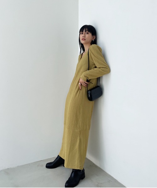 y/m by なとりか(イムバイナトリカ)の「なとりか×y/m シャーリング切替ワンピース(ワンピース・レディース・ブラック/イエロー/アイボリー・FREE)」の11枚目の写真