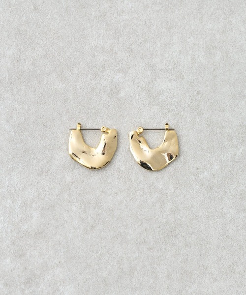 BEARDSLEY(ビアズリー)の「フラットピアス(ピアス(両耳用)・レディース・シルバー/ゴールド・FREE)」の2枚目の写真