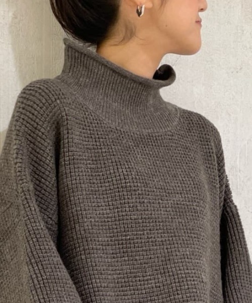 BEARDSLEY(ビアズリー)の「フラットピアス(ピアス(両耳用)・レディース・シルバー/ゴールド・FREE)」の7枚目の写真