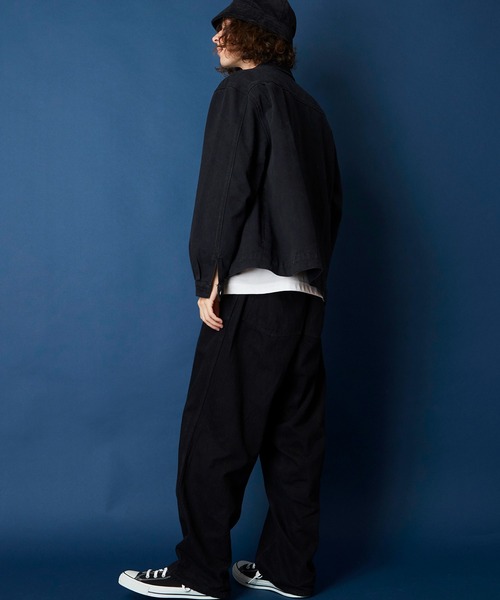 unrelaxing(アンリラクシング)の「オーバーサイズビッグシルエットデニムジャケット(デニムジャケット・メンズ・ライトブルー/ブラック/ブルー/スミクロ・FREE)」の6枚目の写真