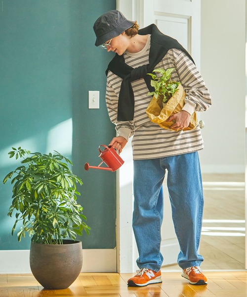 EMMA CLOTHES(エマクローズ)の「オーバーサイズ マルチボーダー ロングスリーブTシャツ EMMA CLOTHES(Tシャツ/カットソー・メンズ・ブラック/アイボリー/グレイッシュブルー/ネイビー/ホワイト系/ワイン/ブラック系/ブルー・M/L)」の15枚目の写真