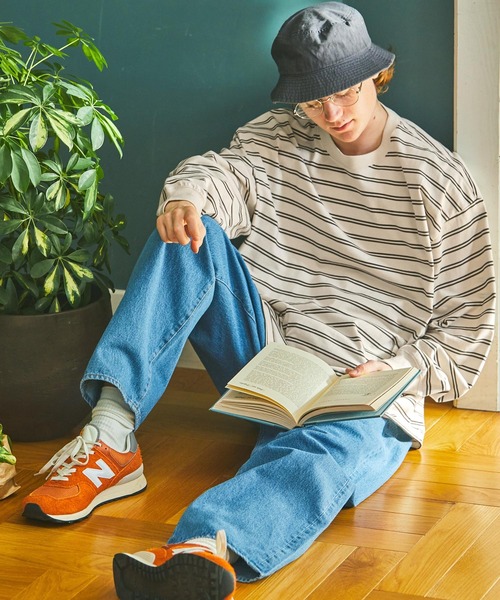 EMMA CLOTHES(エマクローズ)の「オーバーサイズ マルチボーダー ロングスリーブTシャツ EMMA CLOTHES(Tシャツ/カットソー・メンズ・ブラック/アイボリー/グレイッシュブルー/ネイビー/ホワイト系/ワイン/ブラック系/ブルー・M/L)」の14枚目の写真