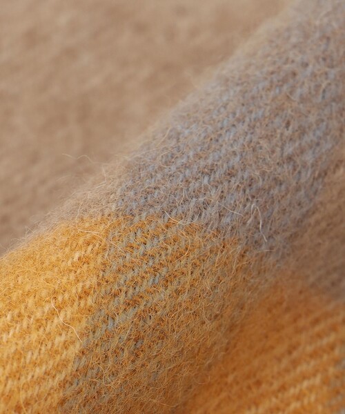 ANY（エニィ）の「【WEB限定カラー有】ウールカシミアブレンドストール（マフラー・レディース・黄土色系/ダークブラウン系5/カーキ系5/ブルー系5/ピンク系5/アイボリー系/レッド系5/グレー系5/ライラック系/こしょう色系5・F）」の22枚目の写真