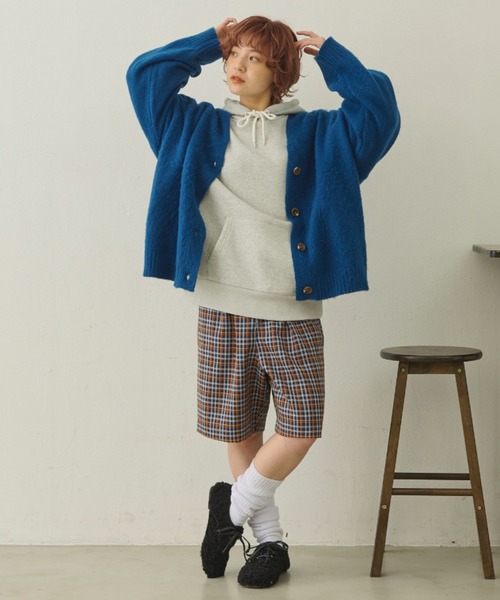 MERLOT（メルロー）の「Vネックカラーカーディガン（カーディガン/ボレロ・レディース・オレンジ/グリーン/ブルー・FREE）」の5枚目の写真