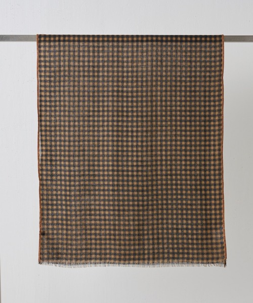 BEARDSLEY（ビアズリー）の「《VALENTINA C》チェックストール（ストール/ショール・レディース・ベージュ/ブラウン・FREE）」の5枚目の写真