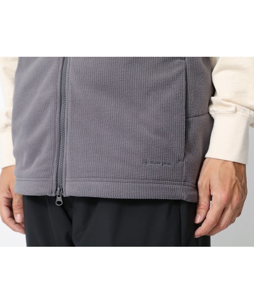 Snow Peak（スノーピーク）の「Grid Fleece Vest（ベスト・メンズ・グリーン/ブラック/グレー・SMALL/LARGE/MEDIUM/X-LARGE/1）」の12枚目の写真