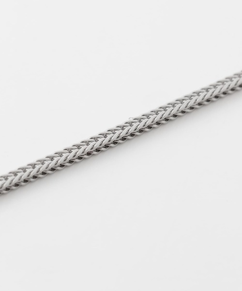 KBF（ケイビーエフ）の「フォックステールチェーンチョーカー（ネックレス・レディース・ゴールド/シルバー・ONE）」の5枚目の写真