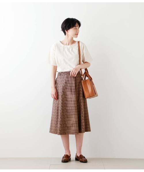 NEWYORKER（ニューヨーカー）の「ジョーゼット 2WAYカットソー（Tシャツ/カットソー・レディース・モスグリーン/アイボリー・M/L）」の15枚目の写真