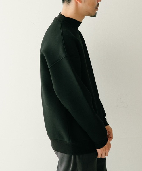 ITEMS URBANRESEARCH(アイテムズ アーバンリサーチ)の「ダンボール天竺 ハイネックプルオーバー(スウェット・メンズ・ネイビー/ブラック/ベージュ・LARGE/MEDIUM)」の2枚目の写真