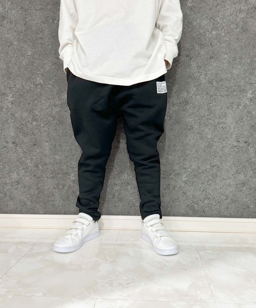 THE CASUAL（カジュアル）の「【ユニセックス】2タイプ　裏起毛スウェットパンツ（スウェットパンツ・キッズ・グレイッシュベージュ/ネイビー系/ブラック/グレー系1/ダークグリーン/ベージュ/グレー系/ヘザーチャコール/ダークグリーン系/キャメル/ブラック系/ネイビー/ブラウン系1/杢グレー/ベージュ系/ブラウン/チャコール/ブラウン系/ベージュ系1/グレー系2・160cm/140cm/120cm/150cm/130cm/110cm）」の3枚目の写真