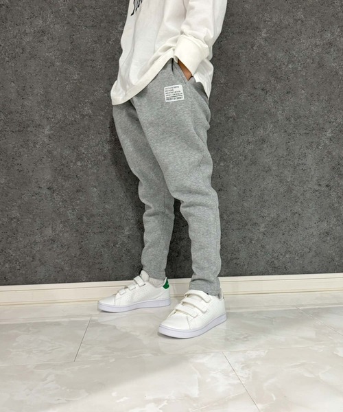 THE CASUAL（カジュアル）の「【ユニセックス】2タイプ　裏起毛スウェットパンツ（スウェットパンツ・キッズ・グレイッシュベージュ/ネイビー系/ブラック/グレー系1/ダークグリーン/ベージュ/グレー系/ヘザーチャコール/ダークグリーン系/キャメル/ブラック系/ネイビー/ブラウン系1/杢グレー/ベージュ系/ブラウン/チャコール/ブラウン系/ベージュ系1/グレー系2・160cm/140cm/120cm/150cm/130cm/110cm）」の7枚目の写真