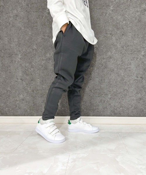 THE CASUAL（カジュアル）の「【ユニセックス】2タイプ　裏起毛スウェットパンツ（スウェットパンツ・キッズ・グレイッシュベージュ/ネイビー系/ブラック/グレー系1/ダークグリーン/ベージュ/グレー系/ヘザーチャコール/ダークグリーン系/キャメル/ブラック系/ネイビー/ブラウン系1/杢グレー/ベージュ系/ブラウン/チャコール/ブラウン系/ベージュ系1/グレー系2・160cm/140cm/120cm/150cm/130cm/110cm）」の9枚目の写真