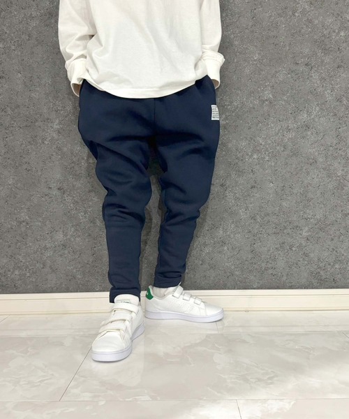 THE CASUAL（カジュアル）の「【ユニセックス】2タイプ　裏起毛スウェットパンツ（スウェットパンツ・キッズ・グレイッシュベージュ/ネイビー系/ブラック/グレー系1/ダークグリーン/ベージュ/グレー系/ヘザーチャコール/ダークグリーン系/キャメル/ブラック系/ネイビー/ブラウン系1/杢グレー/ベージュ系/ブラウン/チャコール/ブラウン系/ベージュ系1/グレー系2・160cm/140cm/120cm/150cm/130cm/110cm）」の19枚目の写真