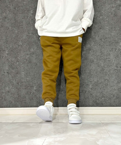 THE CASUAL（カジュアル）の「【ユニセックス】2タイプ　裏起毛スウェットパンツ（スウェットパンツ・キッズ・グレイッシュベージュ/ネイビー系/ブラック/グレー系1/ダークグリーン/ベージュ/グレー系/ヘザーチャコール/ダークグリーン系/キャメル/ブラック系/ネイビー/ブラウン系1/杢グレー/ベージュ系/ブラウン/チャコール/ブラウン系/ベージュ系1/グレー系2・160cm/140cm/120cm/150cm/130cm/110cm）」の20枚目の写真