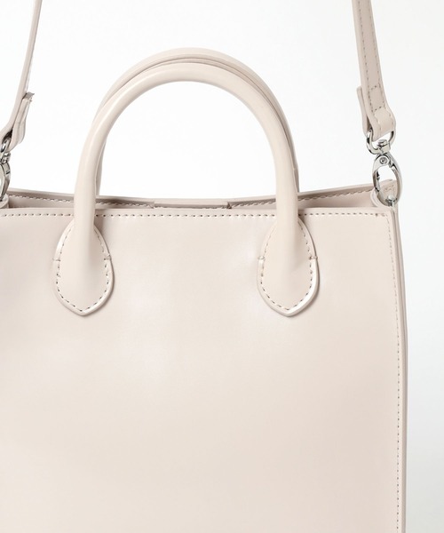 LEPSIM（レプシィム）の「スクエアハンドルショルダー　163398（ショルダーバッグ・レディース・アイボリー/ブラック/ベージュ・ONE SIZE）」の13枚目の写真