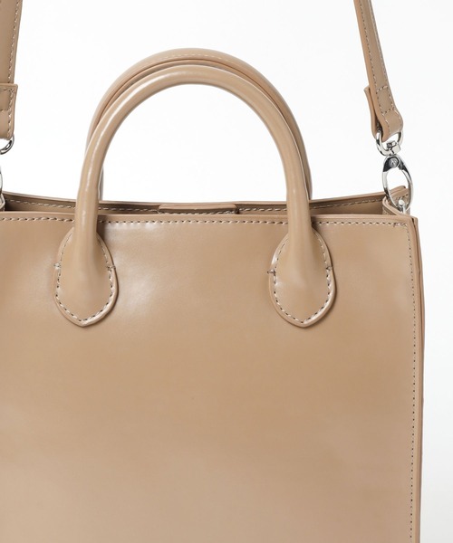 LEPSIM（レプシィム）の「スクエアハンドルショルダー　163398（ショルダーバッグ・レディース・アイボリー/ブラック/ベージュ・ONE SIZE）」の21枚目の写真