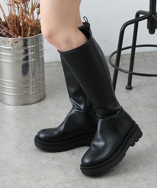COLONY 2139（コロニートゥーワンスリーナイン）の「厚底ボリュームロングブーツ（ブーツ・レディース・ブラック・SMALL/MEDIUM/LARGE）」の3枚目の写真