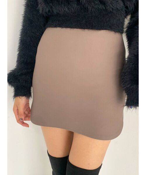 EMODA（エモダ）の「ストレッチカーブハイウエストスカート（スカート・レディース・ブラック/ベージュ/グリーン・FREE）」の16枚目の写真