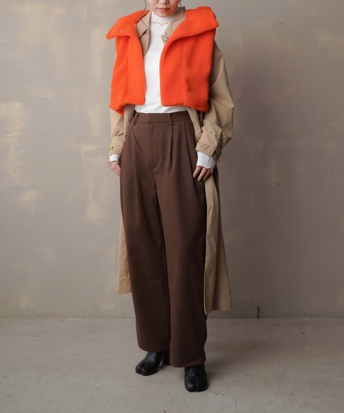 Lull（ルル）の「【Lull / ルル】タックストレートパンツ（スラックス・レディース・アイボリー/ブラウン/グレイッシュベージュ/ブラック・ONESIZE）」の17枚目の写真