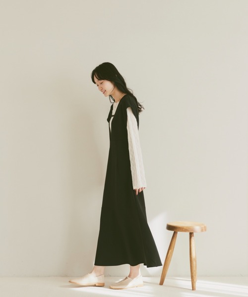 moi tytto(モイテュット)の「リバーシブルVネックマーメードワンピース(ワンピース・レディース・ブラック/ブラウン/ベージュ・FREE)」の12枚目の写真