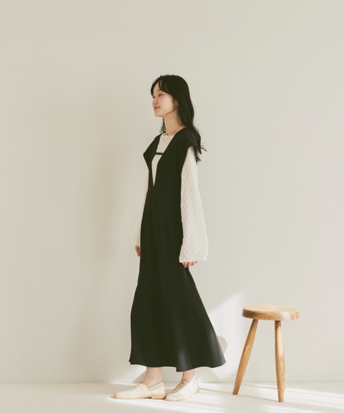 moi tytto(モイテュット)の「リバーシブルVネックマーメードワンピース(ワンピース・レディース・ブラック/ブラウン/ベージュ・FREE)」の13枚目の写真