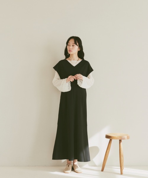 moi tytto(モイテュット)の「リバーシブルVネックマーメードワンピース(ワンピース・レディース・ブラック/ブラウン/ベージュ・FREE)」の20枚目の写真