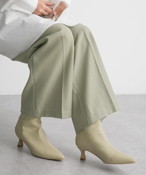 KBF（ケイビーエフ）の「ポインテッドトゥストレッチブーティー（ブーツ・レディース・グリーン系その他/ブラック・37/38/36）」の18枚目の写真