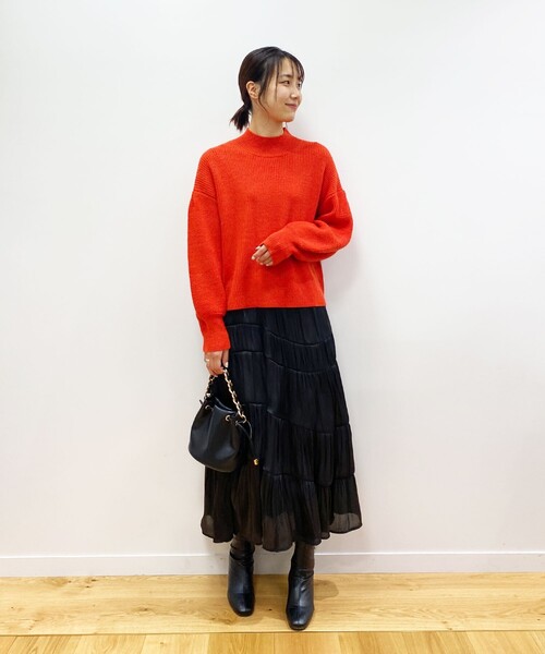 OPAQUE.CLIP（オペークドットクリップ）の「◆【COFIL／コフィル】ミドルゲージ ボリュームスリーブニット（ニット/セーター・レディース・ブルー/ベージュ/レモンイエロー/黄緑系8/オレンジ/オフホワイト/パープル系4/ブラック系7・36/38/40）」の10枚目の写真