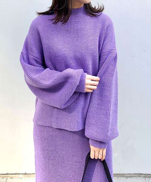 OPAQUE.CLIP（オペークドットクリップ）の「◆【COFIL／コフィル】ミドルゲージ ボリュームスリーブニット（ニット/セーター・レディース・ブルー/ベージュ/レモンイエロー/黄緑系8/オレンジ/オフホワイト/パープル系4/ブラック系7・36/38/40）」の19枚目の写真