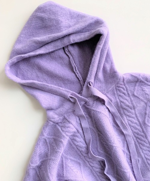 Q(キュー)の「ケーブルニットパーカー(ニット/セーター・レディース・アイボリー/ラベンダー・MEDIUM)」の9枚目の写真