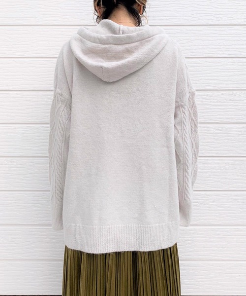 Q(キュー)の「ケーブルニットパーカー(ニット/セーター・レディース・アイボリー/ラベンダー・MEDIUM)」の10枚目の写真