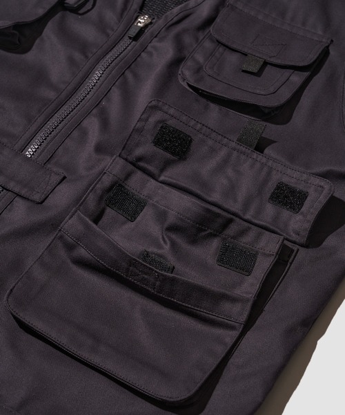 ADPOSION（アドポーション）の「フィッシングベスト（ベスト・メンズ・ダークグレー/ブラック・MEDIUM/LARGE/X-LARGE）」の9枚目の写真