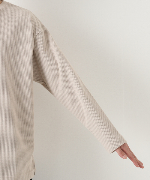 JOURNAL STANDARD relume（ジャーナルスタンダード　レリューム）の「BACK BRUSH ワッフルロングスリーブTシャツ（Tシャツ/カットソー・メンズ・グレー/ブラウン系その他/ホワイト/ベージュ・MEDIUM/LARGE）」の22枚目の写真