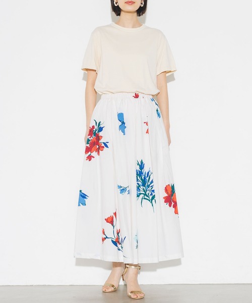 lil nina（リルニーナ）の「綿100% 花柄 タイプライター タックスカート（スカート・レディース・ターコイズブルー/オフホワイト/ブラック・FREE）」の4枚目の写真