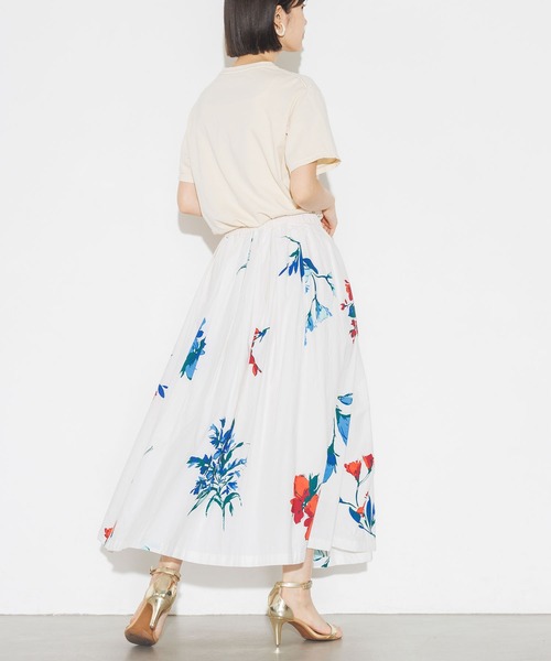 lil nina（リルニーナ）の「綿100% 花柄 タイプライター タックスカート（スカート・レディース・ターコイズブルー/オフホワイト/ブラック・FREE）」の6枚目の写真