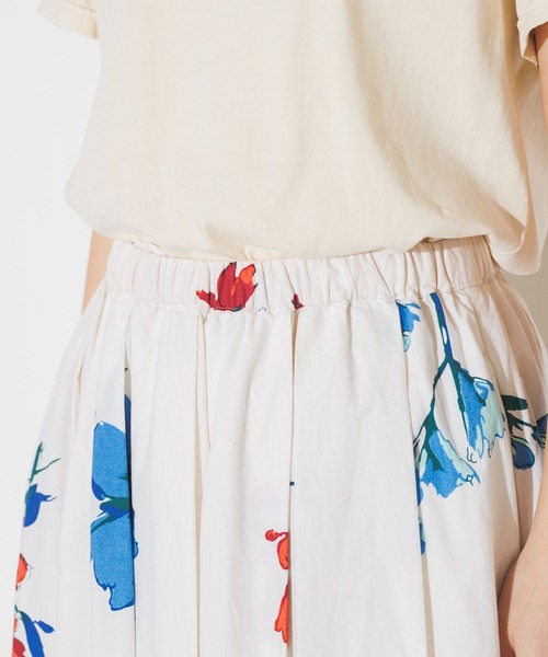 lil nina（リルニーナ）の「綿100% 花柄 タイプライター タックスカート（スカート・レディース・ターコイズブルー/オフホワイト/ブラック・FREE）」の7枚目の写真