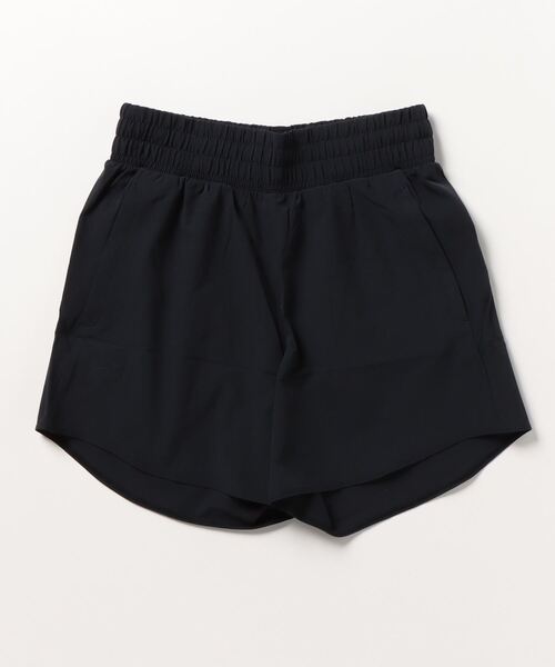 UNDER ARMOUR(アンダーアーマー)の「アンダーアーマー UAフレックスウーブン 5インチ ショーツ(その他パンツ・レディース・サンドグレー/ブラック・L/XL/M/S)」の2枚目の写真