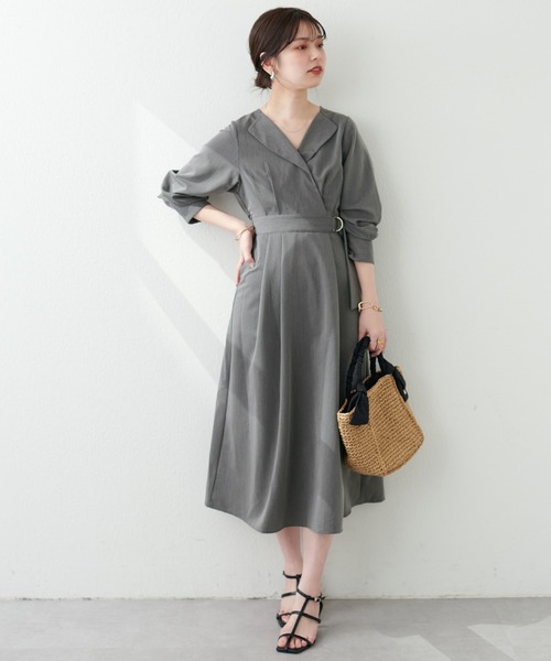 natural couture（ナチュラルクチュール）の「オープンネックレディワンピース（ワンピース・レディース・グレイッシュベージュ/オレンジ/カーキ/ブラック・FREE）」の7枚目の写真