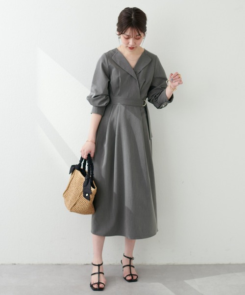 natural couture（ナチュラルクチュール）の「オープンネックレディワンピース（ワンピース・レディース・グレイッシュベージュ/オレンジ/カーキ/ブラック・FREE）」の6枚目の写真