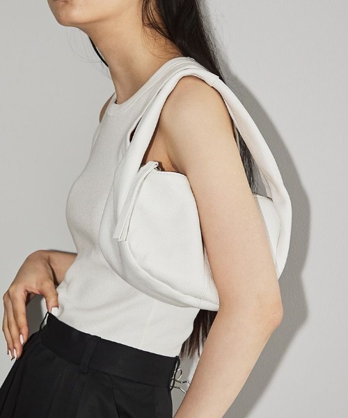 TODAYFUL（トゥデイフル）の「TODAYFUL Leather Wrap Bag 12211022